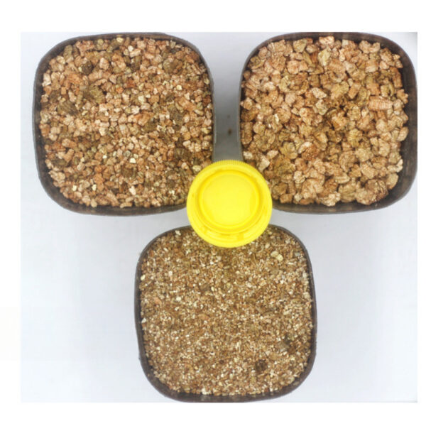 Vermiculite Granules - Image 2