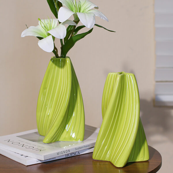 Cream Nordic Style Four-Corner Ceramic Vase