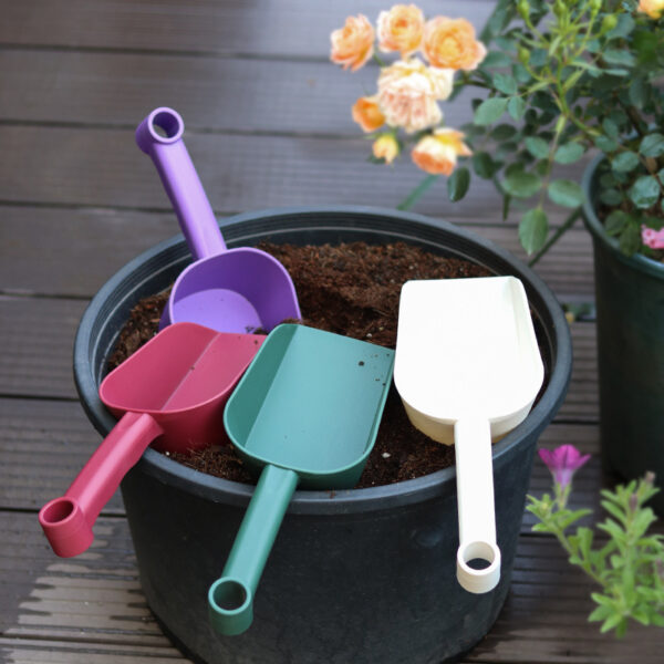 Thickened Gardening Shovel - Image 2